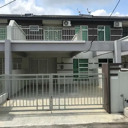 Tuah Homestay Damai Malacca Exterior photo